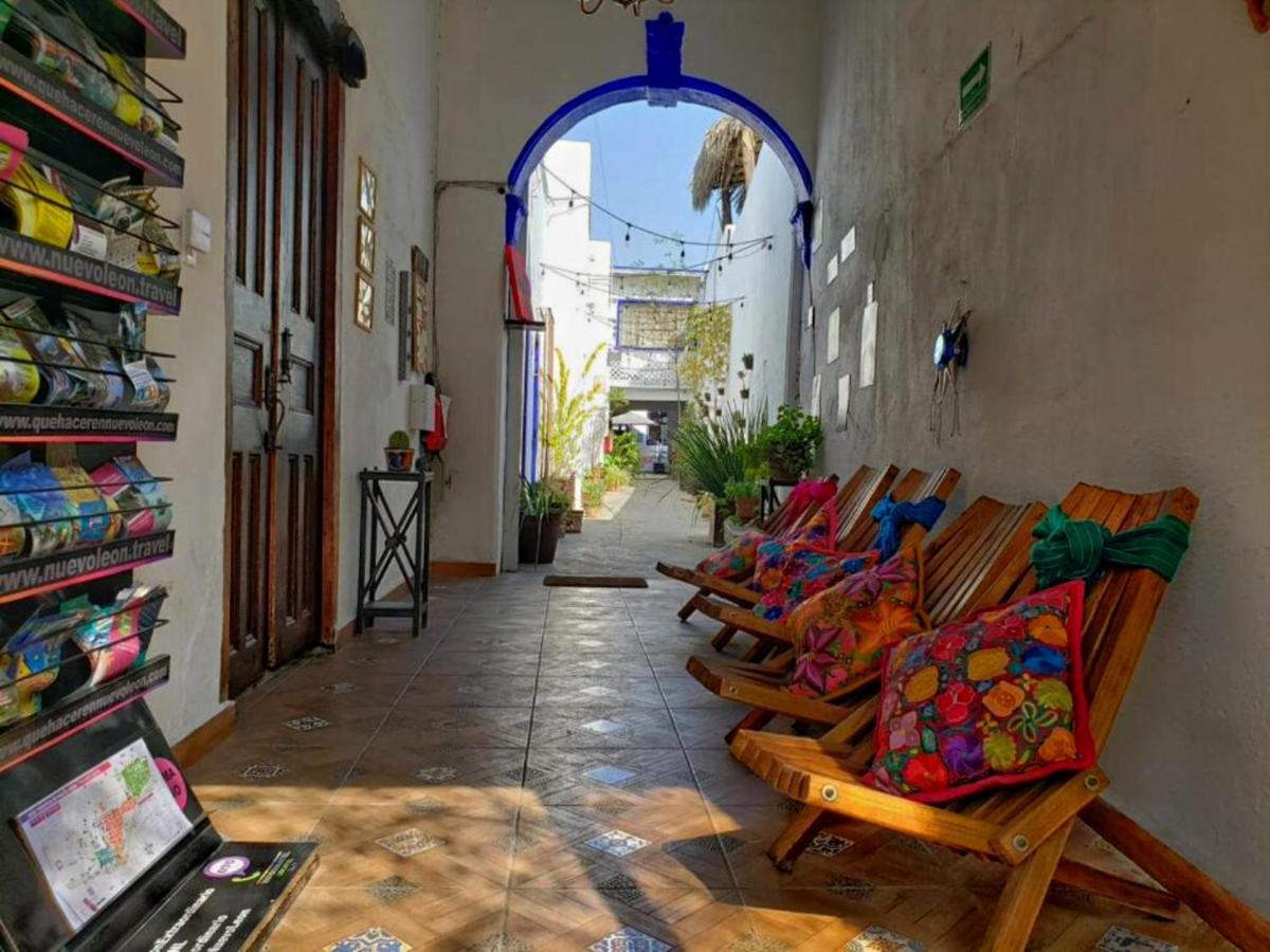 Ikali Hostel Монтеррей Экстерьер фото
