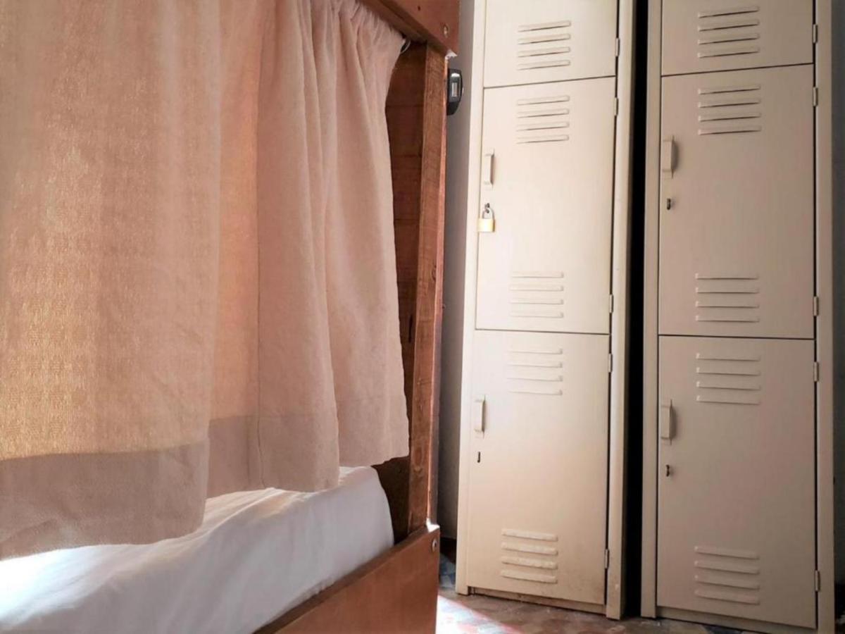 Ikali Hostel Монтеррей Экстерьер фото