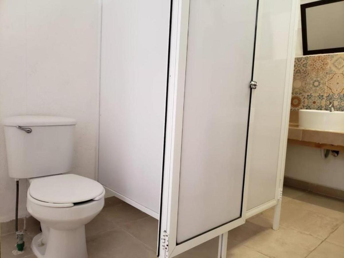 Ikali Hostel Монтеррей Экстерьер фото