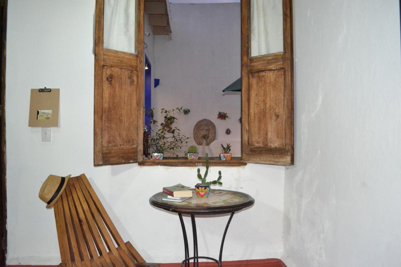Ikali Hostel Монтеррей Экстерьер фото